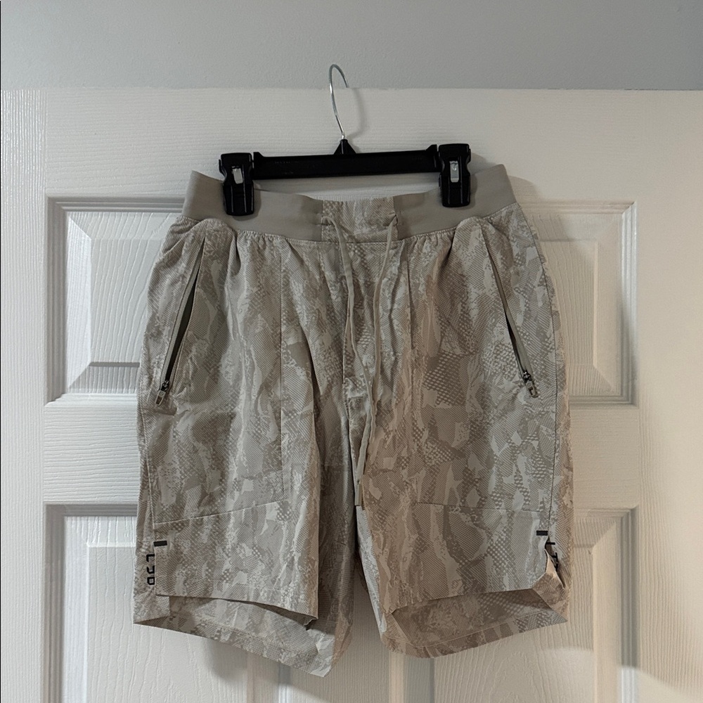 Stylish Tan Men's Shorts